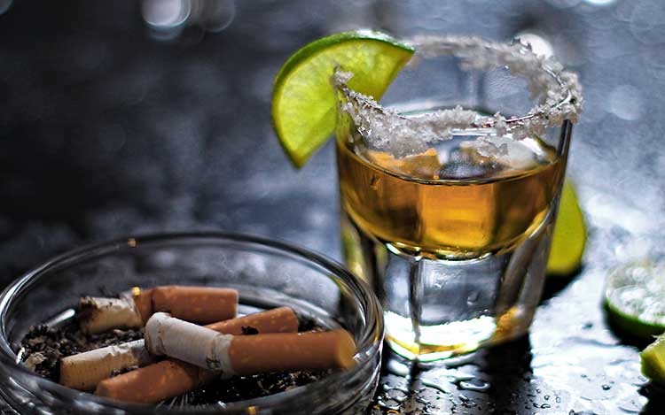 Alcohol tabaco y salud oral